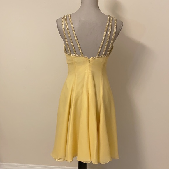 Flirty yellow Nadine cocktail dress fully beaded bodice with 3 spaghetti straps - Picture 4 of 14